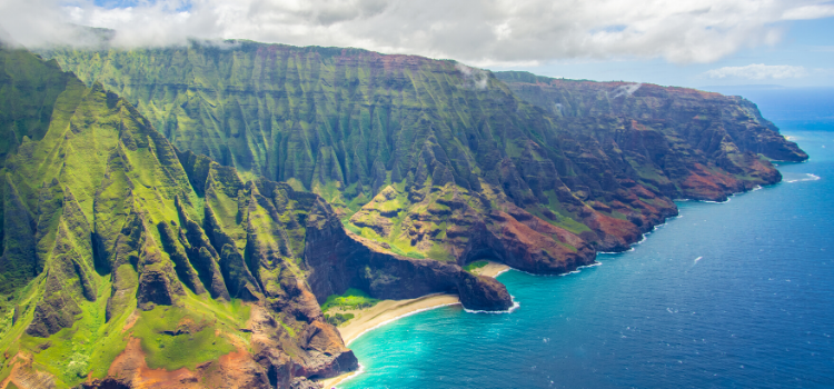 
                      Hawaii’s Natural Wonders
                      