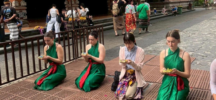 
                      Bali Service Learning Program
                      