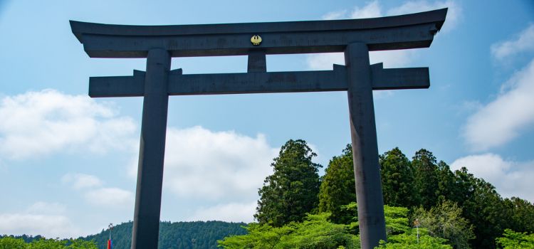 
                      Japan add on:  World Heritage, Kumano Kodo Restoration Program and Shirahama Homestay Experience
                      
